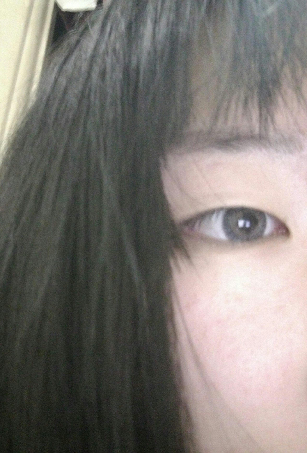 思ったより目立ちません。直径が小...