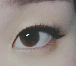 つけていたレンズがやぶれて、メガネも壊れてTT急いで購入したわりには成功ですTT